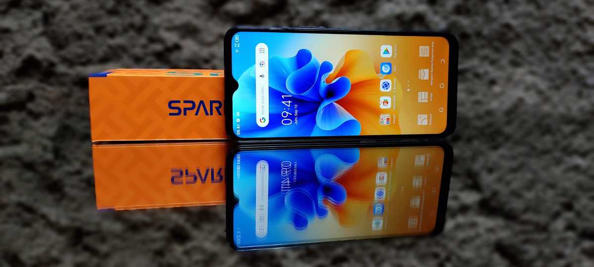 Смартфон spark 20c 4 128. Tecno смартфон Spark 20 Pro+. Techno Spark go 2023. Techno Spark 20c 128. Techno Spark 10c.