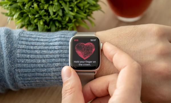 Kehadiran Apple Watch 6 Diprediksi Bakal Penting di Era Pandemi Kehadiran Apple Watch 6 Diprediksi Bakal Penting di Era Pandemi
