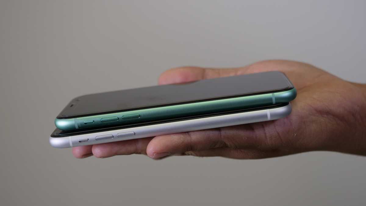 iPhone Lipat itu Nyata, Apple Sedang Mengujinya iPhone Lipat itu Nyata, Apple Sedang Mengujinya