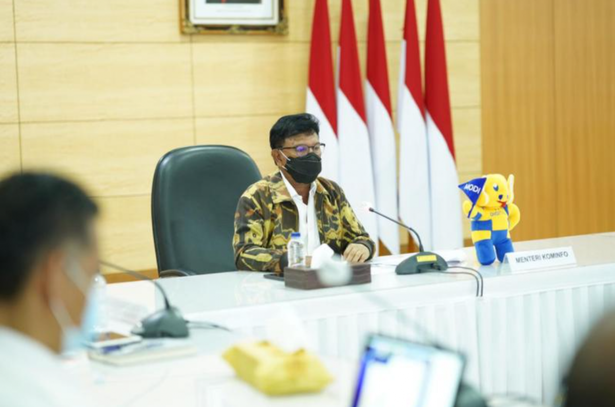 Kominfo Selesaikan 5 Rancangan Peraturan Menteri Kominfo Selesaikan 5 Rancangan Peraturan Menteri
