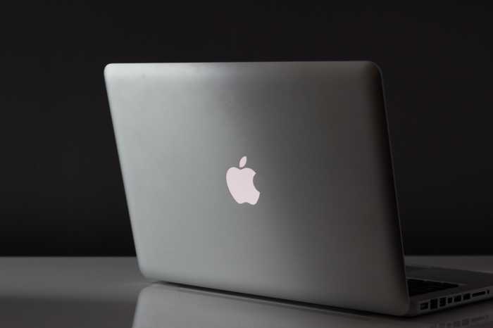 Bocoran Apple Event Nanti Malam: MacBook Pro, MacBook Mini dan AirPods 3 Bocoran Apple Event Nanti Malam: MacBook Pro, MacBook Mini dan AirPods 3