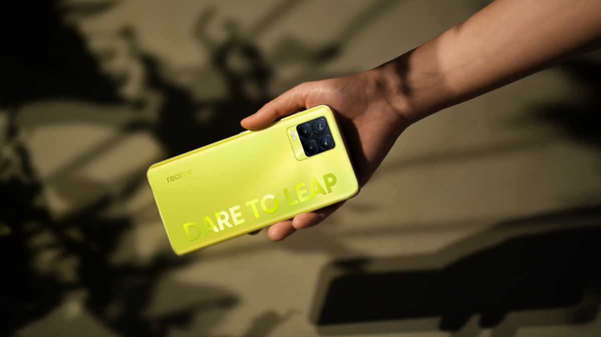 Jelang Lebaran, Realme 8 Pro Edisi Illuminating Yellow Dijual Rp4,5 Juta Jelang Lebaran, Realme 8 Pro Edisi Illuminating Yellow Dijual Rp4,5 Juta