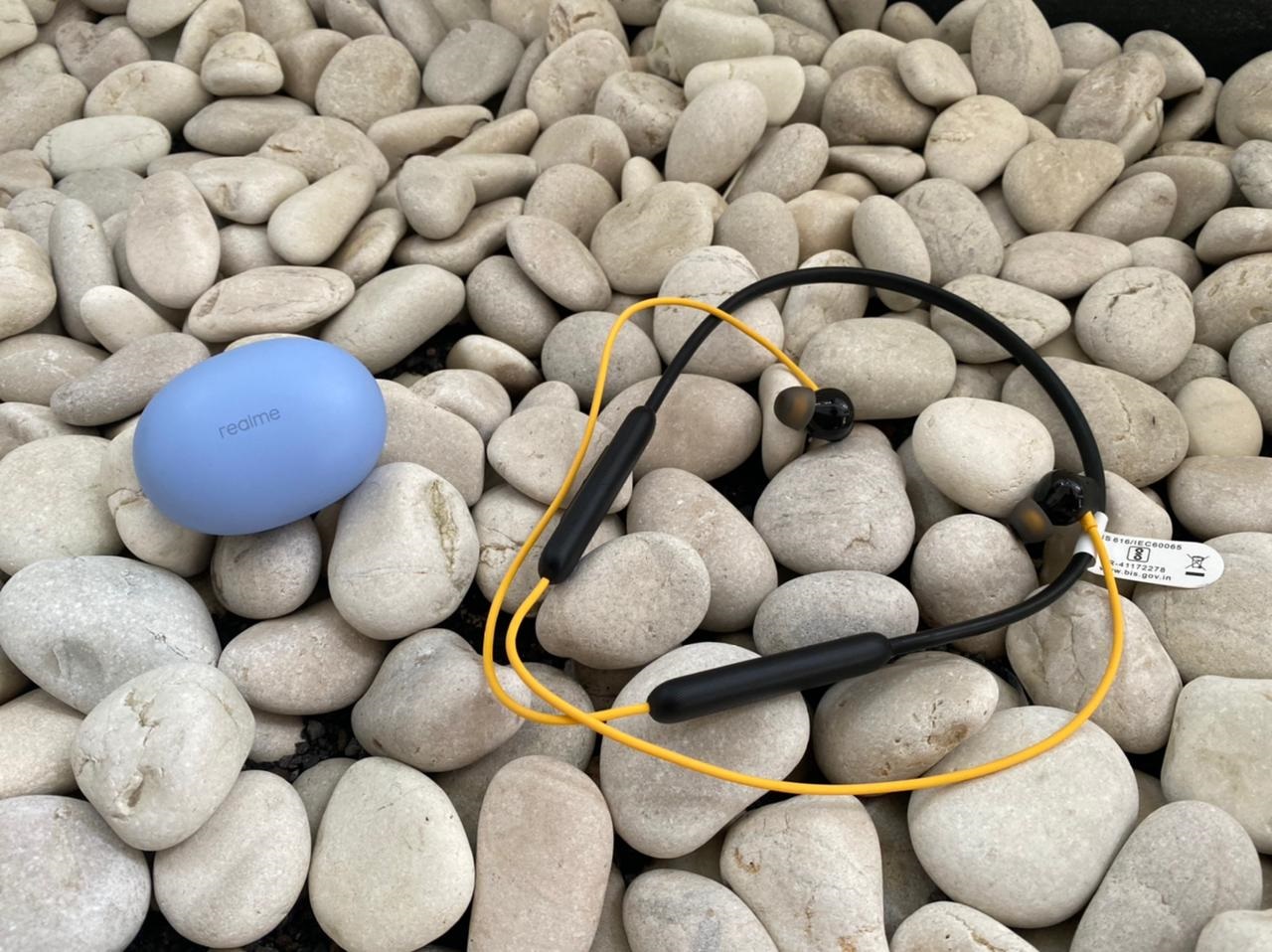 Review 2 AIoT realme, Buds Q2 dan Buds Wireless 2 Neo Review 2 AIoT realme, Buds Q2 dan Buds Wireless 2 Neo