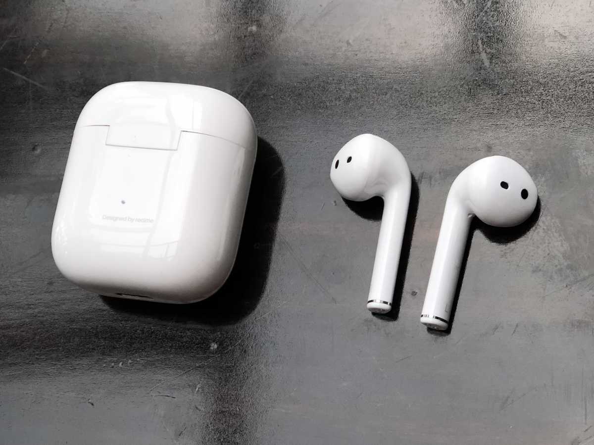 Buds Air Dibilang Mirip Airpods, Ini Tanggapan Realme Buds Air Dibilang Mirip Airpods, Ini Tanggapan Realme