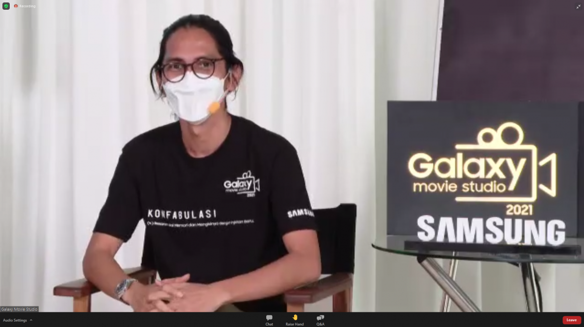 Angga Sasongko Ungkap Fitur Seru Galaxy S21 Ultra untuk Bikin Konfabulasi Angga Sasongko Ungkap Fitur Seru Galaxy S21 Ultra untuk Bikin Konfabulasi