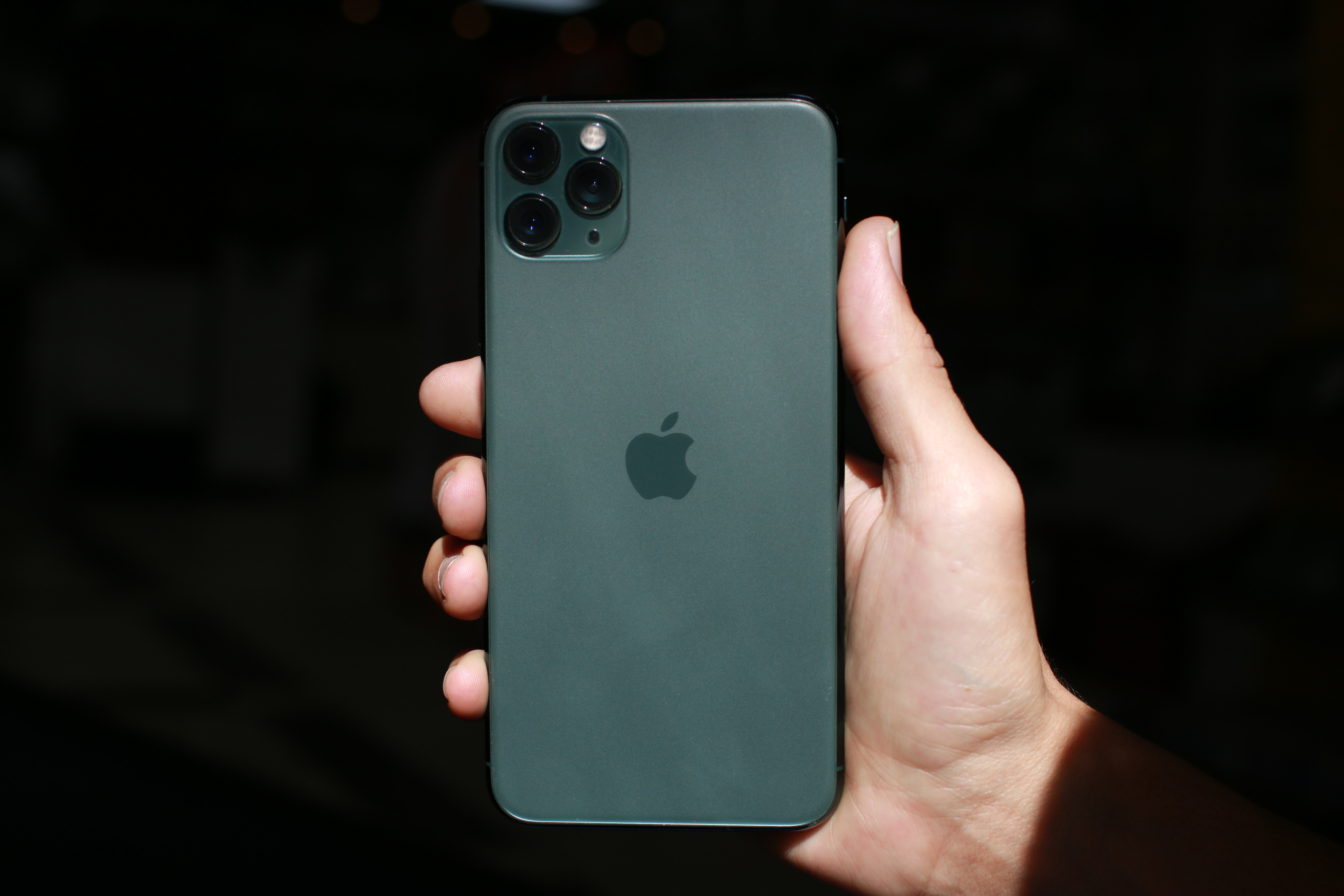 Gak Ngikutin Tren Warna Gradasi Kenapa Apple Pilih Hijau Untuk Iphone 11 Pro