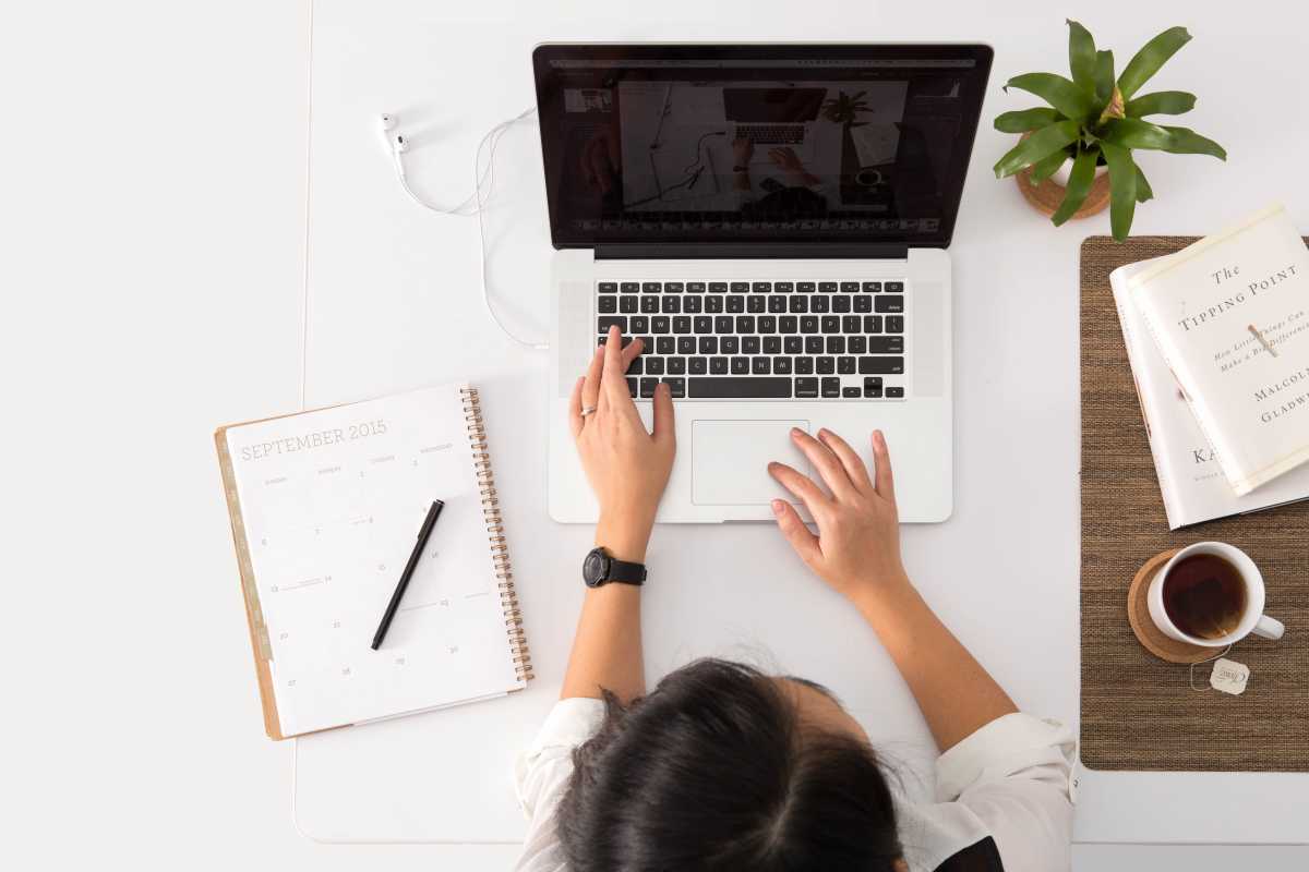 Kerja dari Rumah? Ini Aplikasi Video Call yang Cocok untuk Meeting Kerja dari Rumah? Ini Aplikasi Video Call yang Cocok untuk Meeting