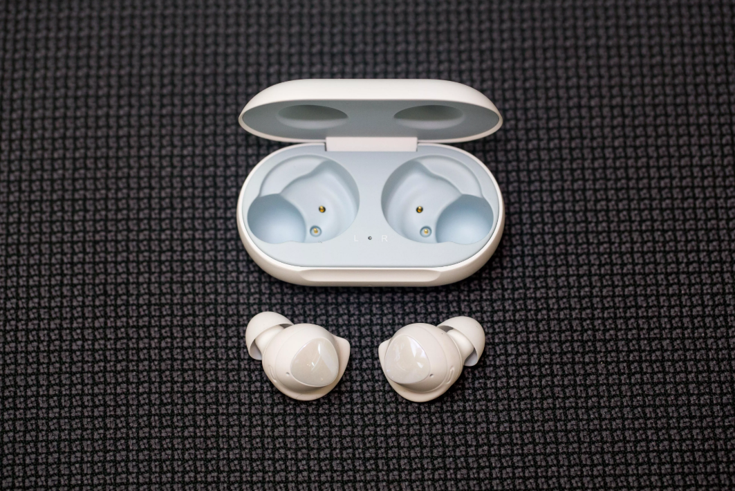 Deretan Earphone Wireless Kekinian yang Dirilis di 2019 Deretan Earphone Wireless Kekinian yang Dirilis di 2019