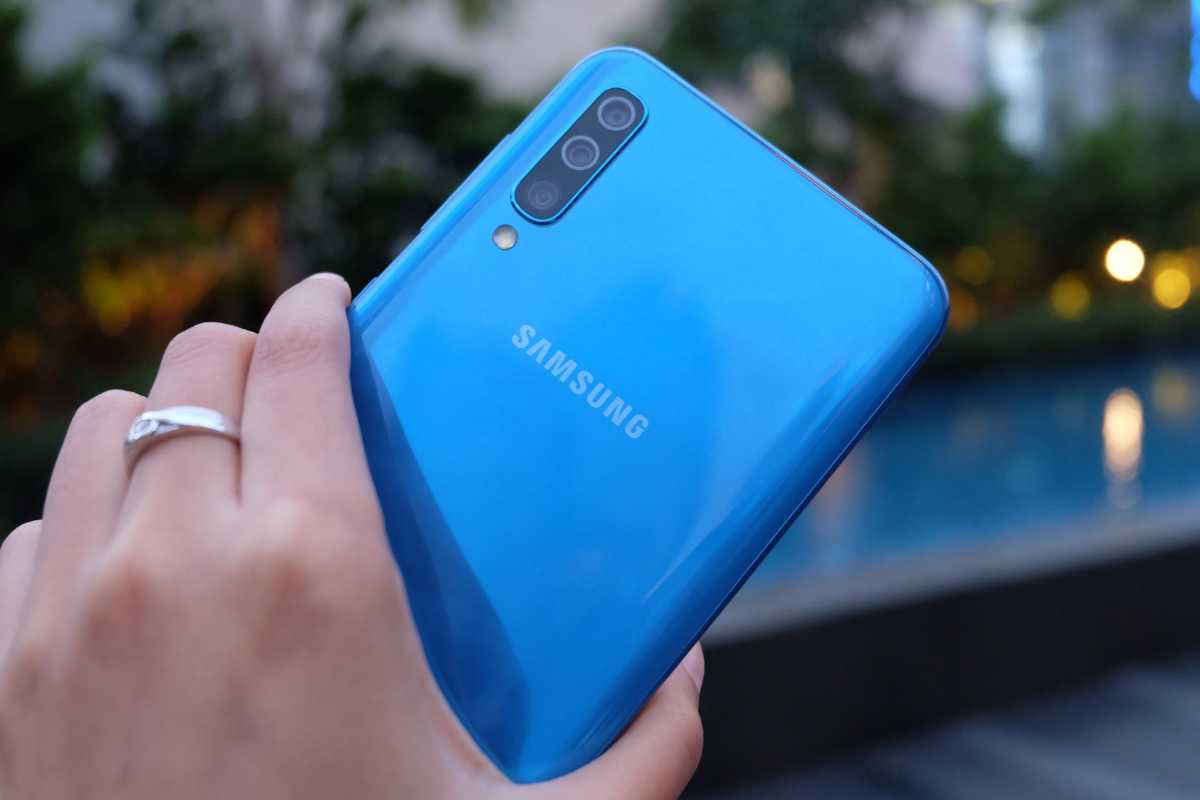 5 Merek Smartphone Paling Laku di Indonesia 5 Merek Smartphone Paling Laku di Indonesia