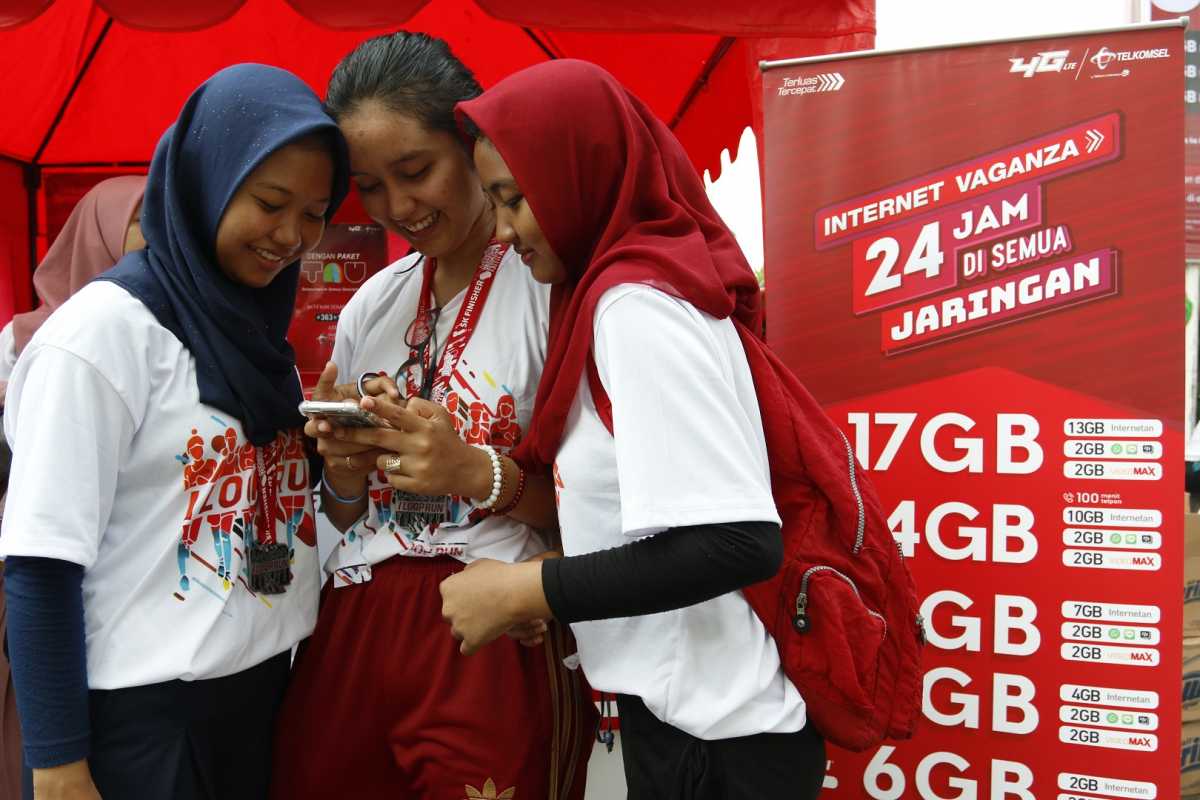 Telkomsel Pelajari Aturan Baru soal Pajak Pulsa Telkomsel Pelajari Aturan Baru soal Pajak Pulsa