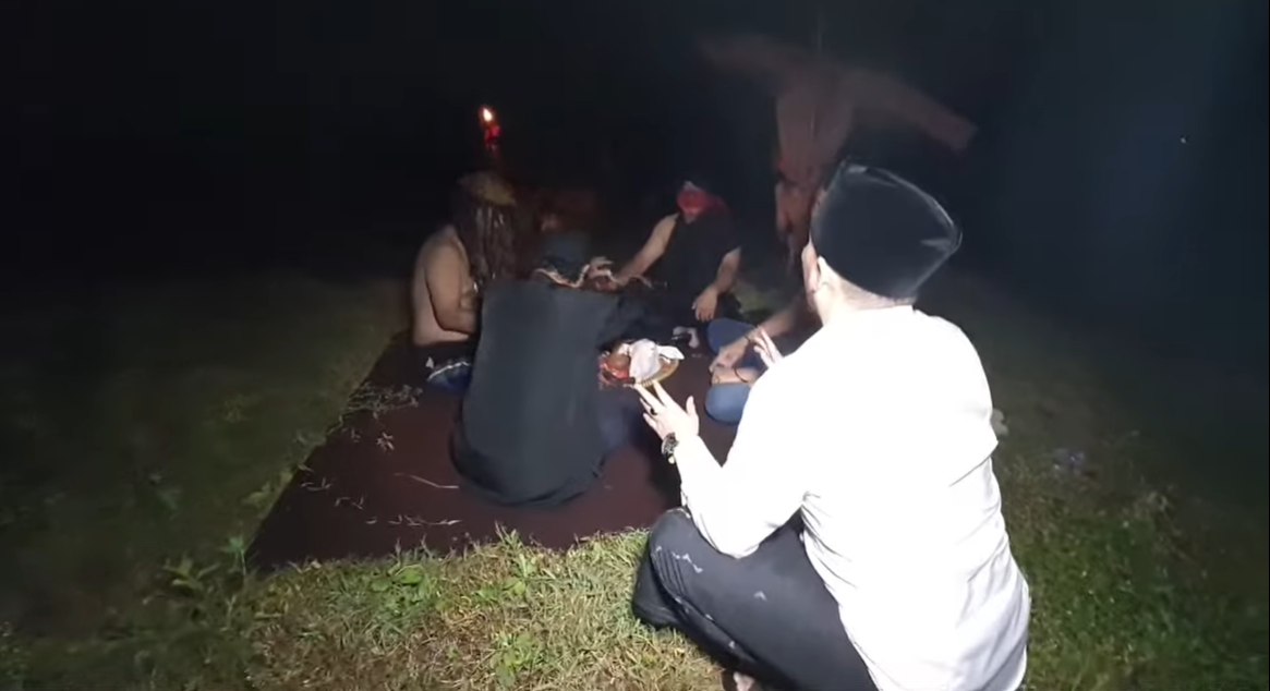 Video 30 Dukun Santet Kirim Rudal Jin ke Israel Tembus 1 Juta Views Video 30 Dukun Santet Kirim Rudal Jin ke Israel Tembus 1 Juta Views