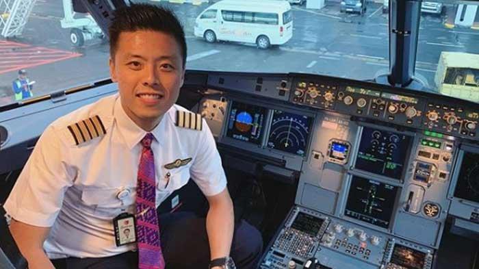 Kronologi Izin Terbang Youtuber Captain Vincent Raditya Dicabut Kronologi Izin Terbang Youtuber Captain Vincent Raditya Dicabut