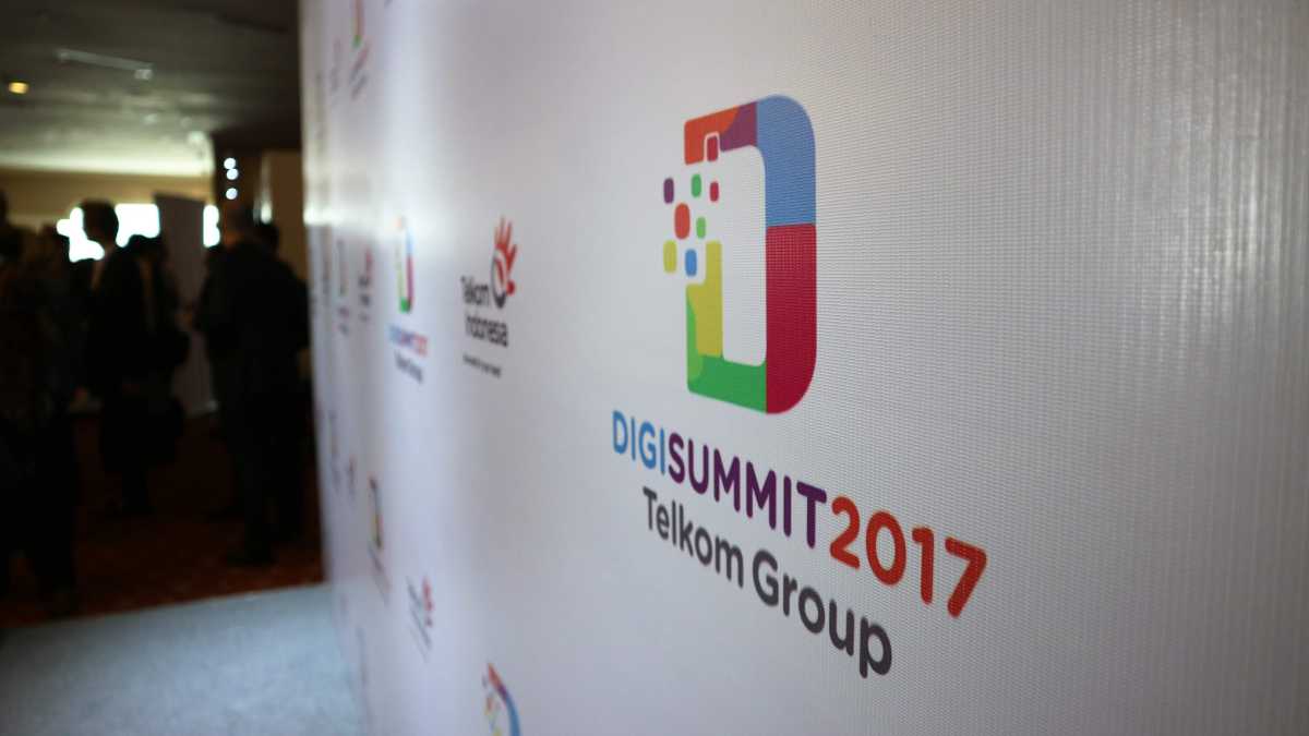 Tiga Pilar Telkom untuk Menjadi Raja Digital Tiga Pilar Telkom untuk Menjadi Raja Digital