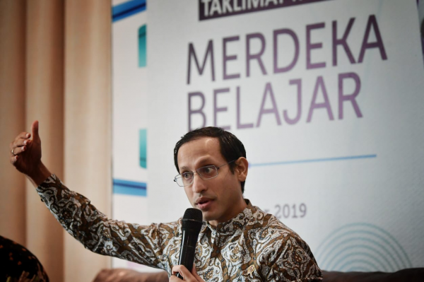 Petisi Online, Nadiem Diminta Hapus Skripsi dan Biaya Kuliah Petisi Online, Nadiem Diminta Hapus Skripsi dan Biaya Kuliah