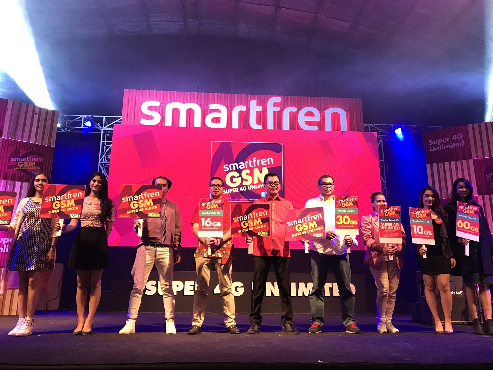 Smartfren Luncurkan Paket Kuota Jumbo Harga Terjangkau Smartfren Luncurkan Paket Kuota Jumbo Harga Terjangkau