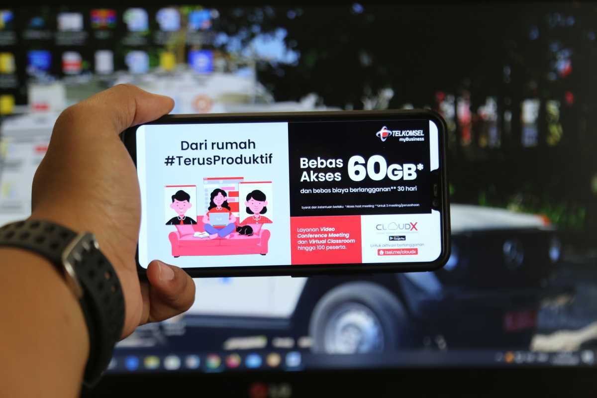 Work from Home, Chatting dan Meeting Bisa Gratis Pakai CloudX Telkomsel Work from Home, Chatting dan Meeting Bisa Gratis Pakai CloudX Telkomsel