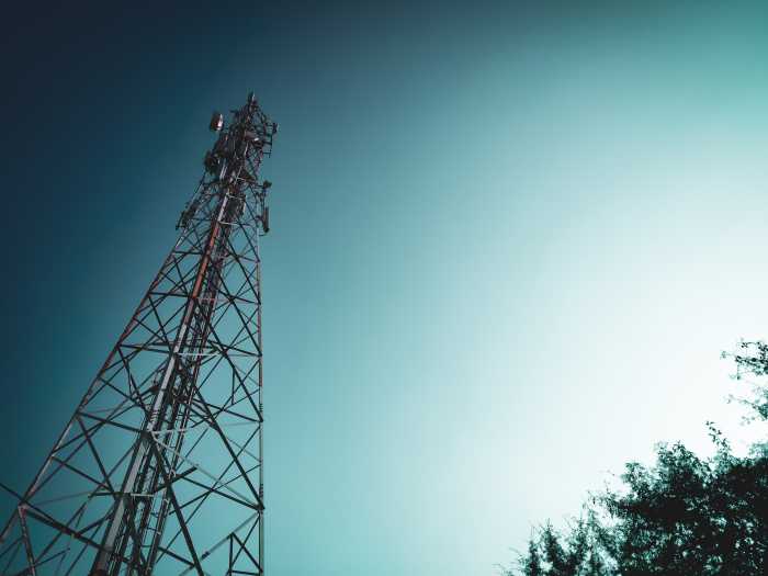 Dapat Frekuensi 2,3GHz, Smartfren Akan Uji Coba Akhir 5G Dapat Frekuensi 2,3GHz, Smartfren Akan Uji Coba Akhir 5G