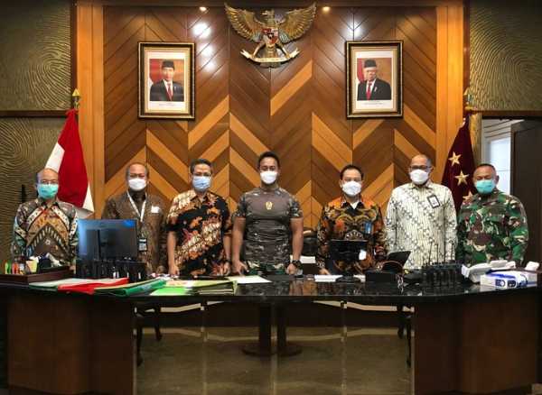 Telkom Indonesia Tawarkan Satelit Komunikasi untuk Tentara Jaga Perbatasan Telkom Indonesia Tawarkan Satelit Komunikasi untuk Tentara Jaga Perbatasan