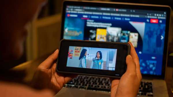 Tambah Lagi Film Orisinal Baru di MAXstream, Judulnya ‘Kau dan Dia Movie’ Tambah Lagi Film Orisinal Baru di MAXstream, Judulnya ‘Kau dan Dia Movie’