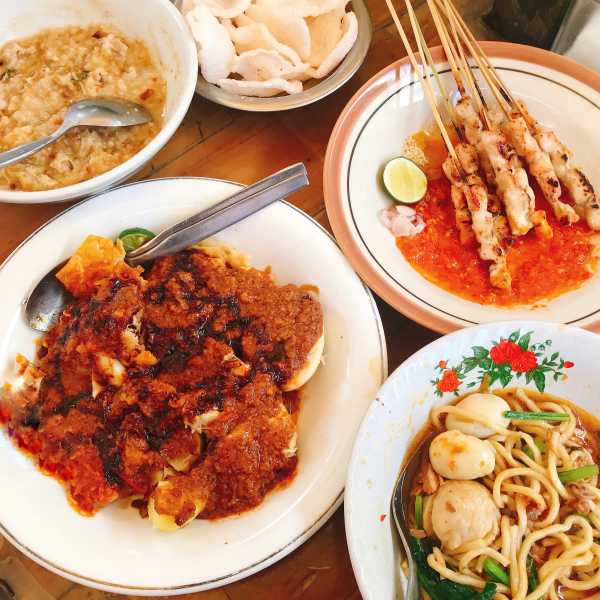 Berburu Kuliner Jakarta dengan Aplikasi Airy Berburu Kuliner Jakarta dengan Aplikasi Airy