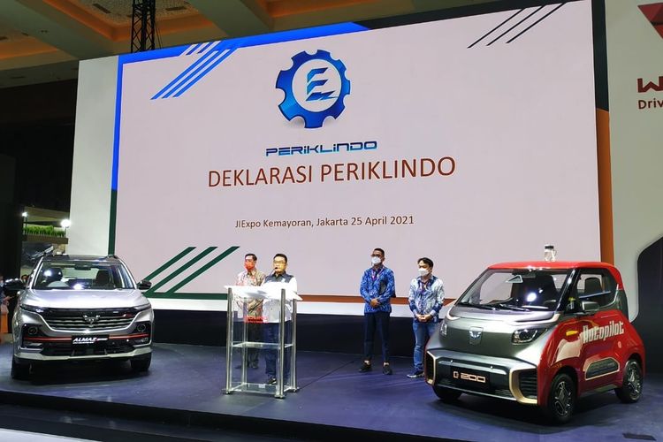 Moeldoko Pimpin Perkumpulan Industri Kendaraan Listrik di Indonesia Moeldoko Pimpin Perkumpulan Industri Kendaraan Listrik di Indonesia