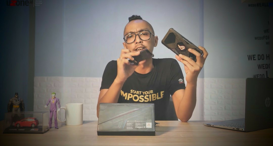 VIDEO: Review Asus ROG Phone 3 Versi Termahal dan Terkencang VIDEO: Review Asus ROG Phone 3 Versi Termahal dan Terkencang