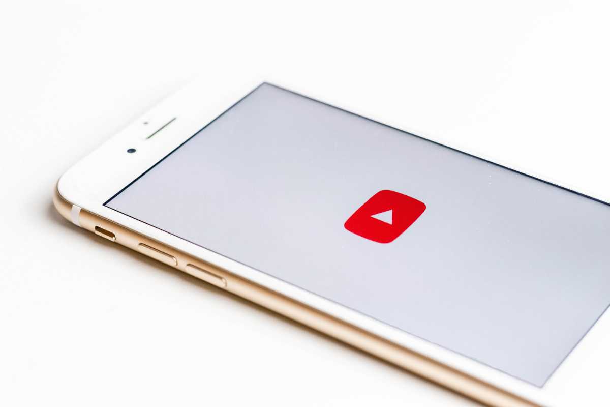 Uzone Talks: KPI Siap Awasi YouTube hingga TikTok? Uzone Talks: KPI Siap Awasi YouTube hingga TikTok?
