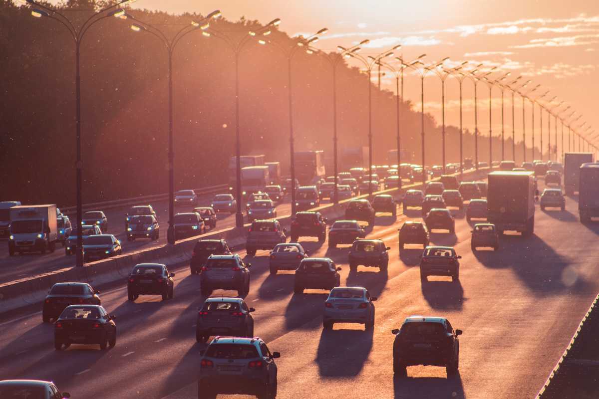 Keluhan Netizen Soal Larangan Mudik dan Transportasi yang Mendadak Dibuka Keluhan Netizen Soal Larangan Mudik dan Transportasi yang Mendadak Dibuka