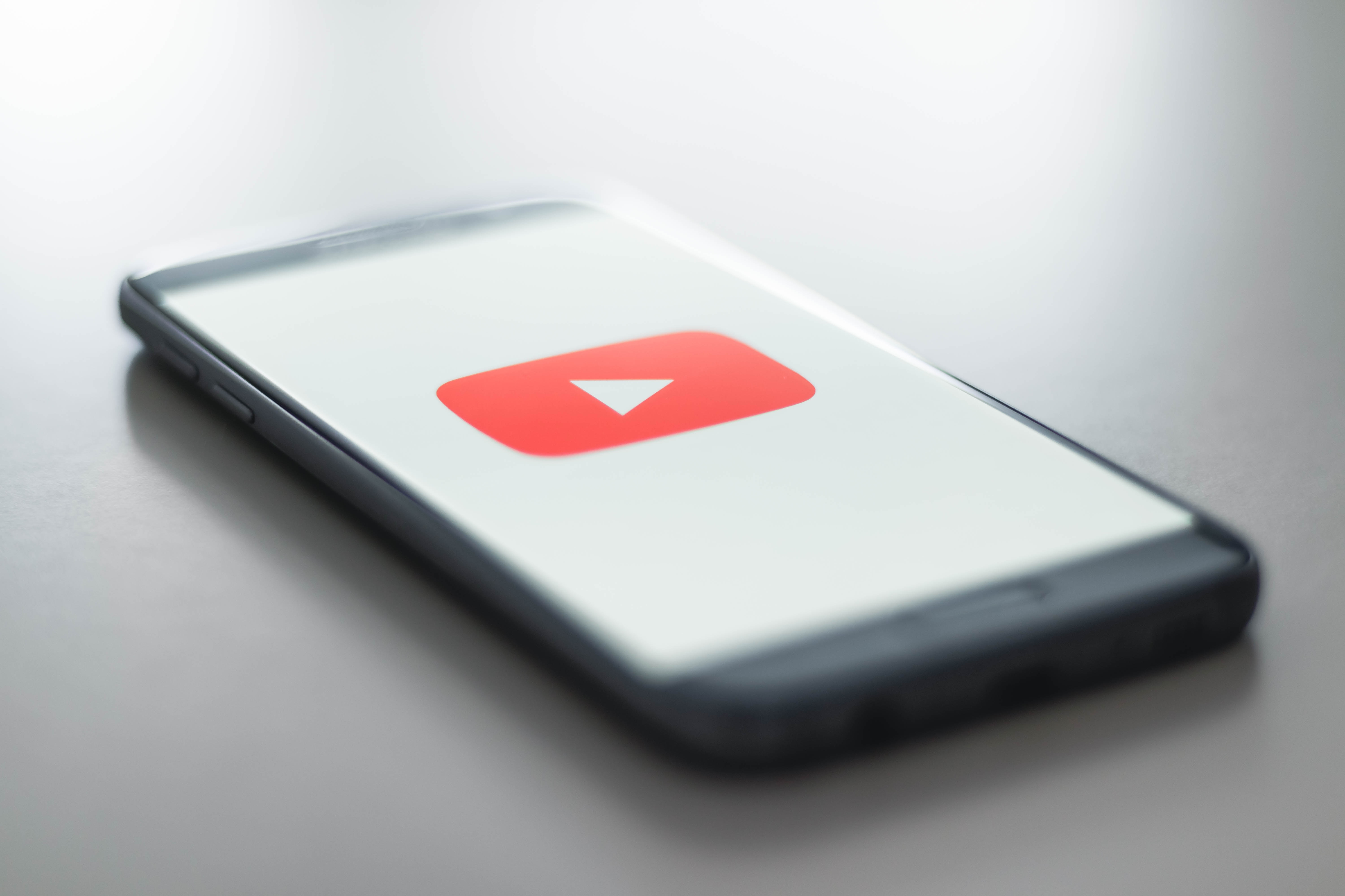 Bolehkah KPI Mengatur Konten di YouTube dan Lainnya? Ini Kata Pengamat Bolehkah KPI Mengatur Konten di YouTube dan Lainnya? Ini Kata Pengamat