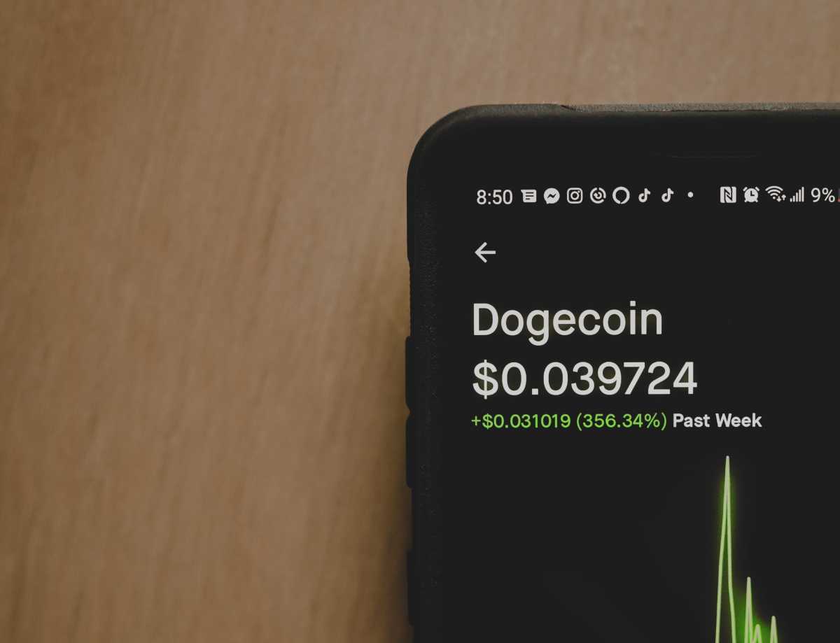 Harga Dogecoin Anjlok Selama Elon Musk Tampil di SNL Harga Dogecoin Anjlok Selama Elon Musk Tampil di SNL
