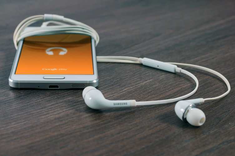 Tips Bikin Podcast Pakai Ponsel Anti Ribet Tips Bikin Podcast Pakai Ponsel Anti Ribet