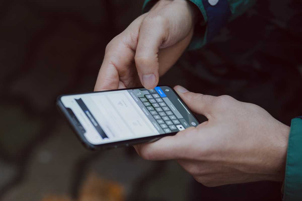 Menyembunyikan File di Android dengan Aplikasi HideX Menyembunyikan File di Android dengan Aplikasi HideX