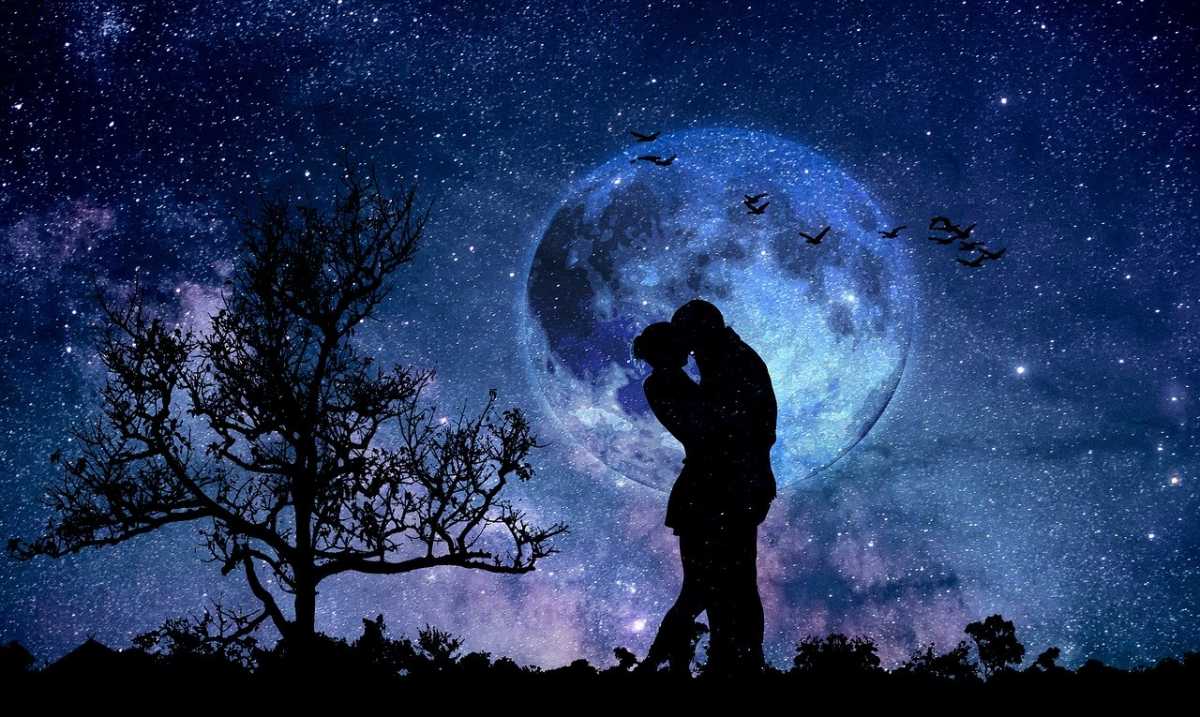 Rayakan Valentine Pakai Aplikasi Kencan? Baca Ini Dulu Rayakan Valentine Pakai Aplikasi Kencan? Baca Ini Dulu