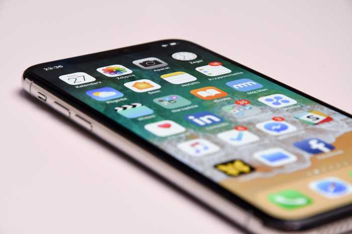 Dipersulit Cari Duit, Ini Cara Google Hadapi Apple Dipersulit Cari Duit, Ini Cara Google Hadapi Apple