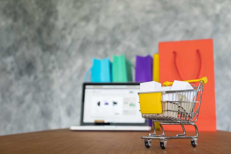 Voila.id, Startup e-Commerce Barang Mewah untuk 'Anak Sultan'