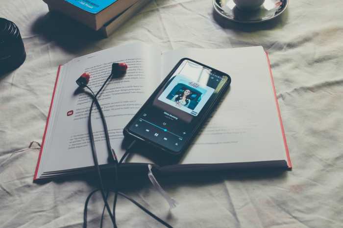 5 Rekomendasi Playlist Podcast Ramadan Untuk Ngabuburit 5 Rekomendasi Playlist Podcast Ramadan Untuk Ngabuburit