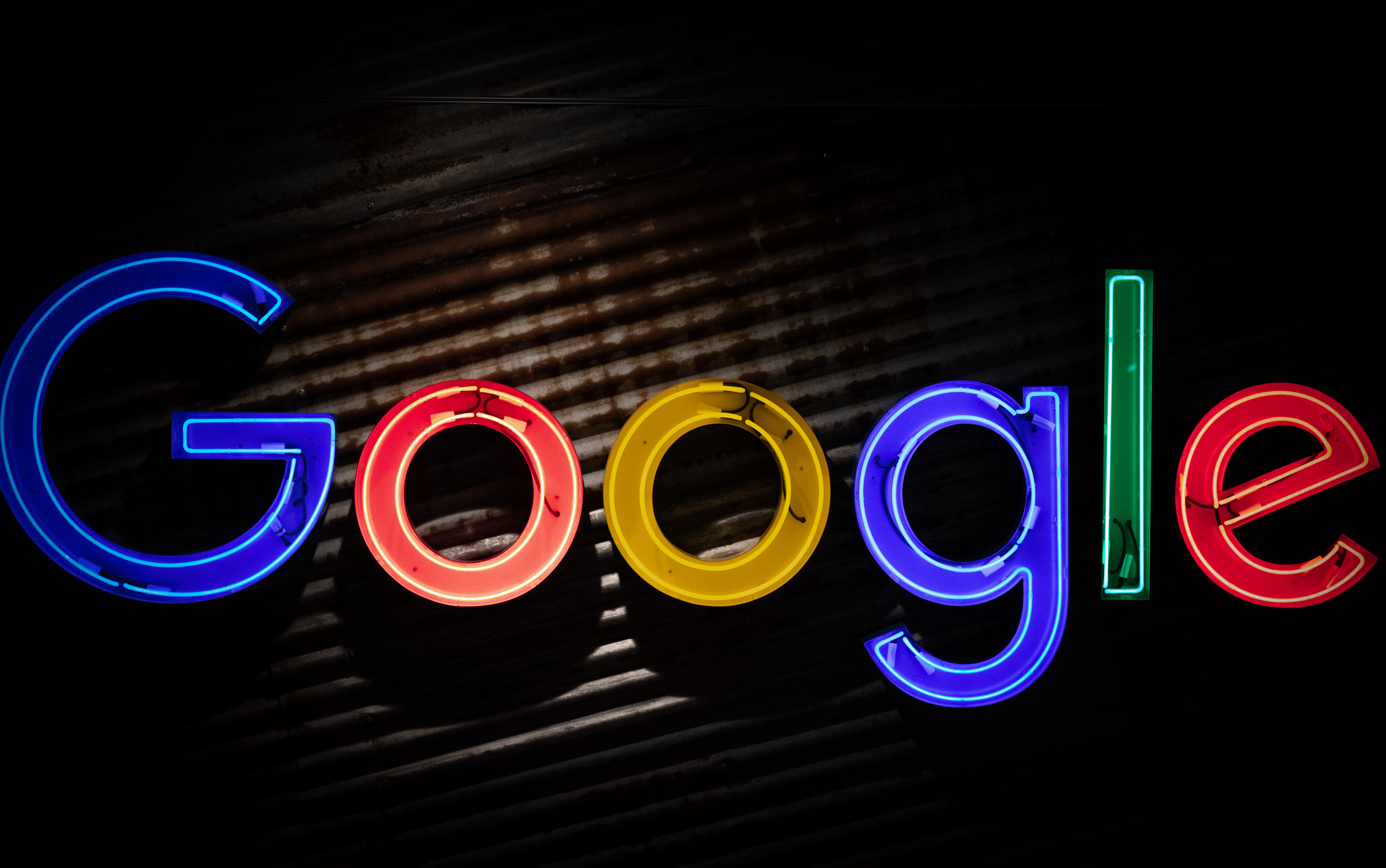 Tips Agar Tak 'Diikuti' Google Terus Menerus Tips Agar Tak 'Diikuti' Google Terus Menerus