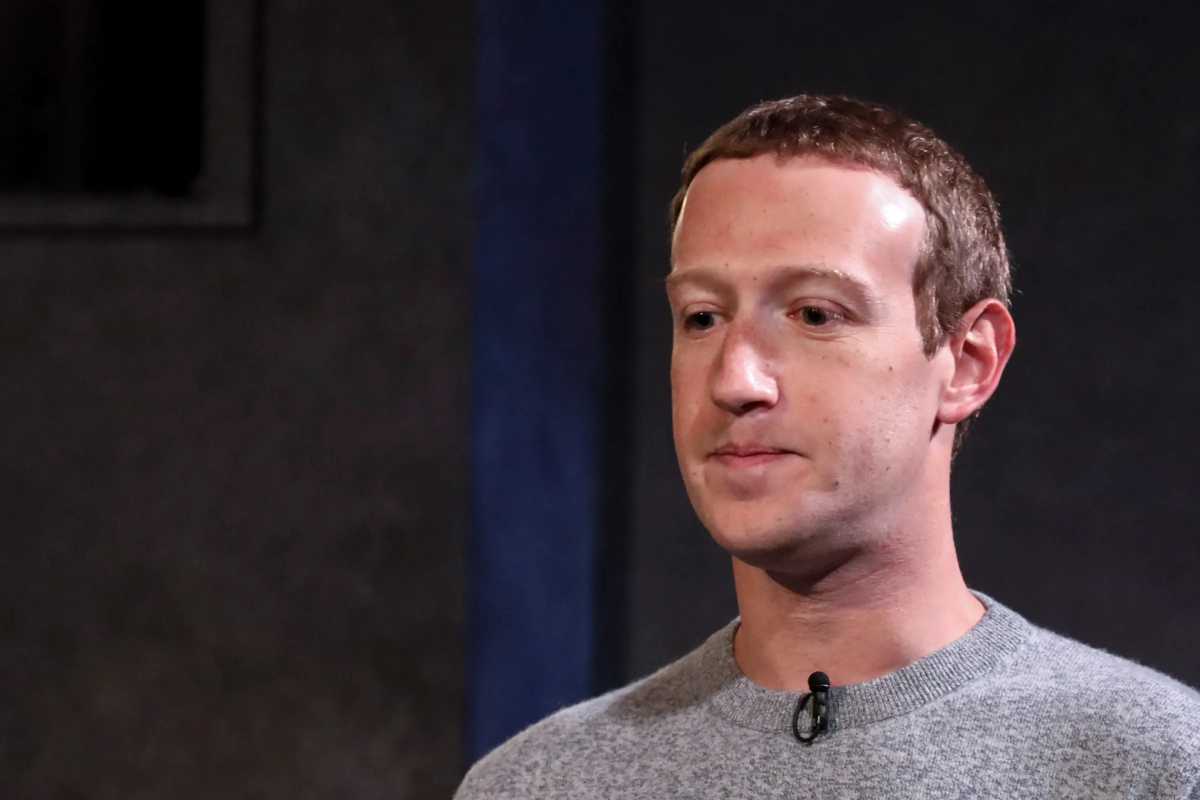 Fakta Mengejutkan Mark Zuckerberg, dari Buta Warna Hingga Julukan Pembunuh Fakta Mengejutkan Mark Zuckerberg, dari Buta Warna Hingga Julukan Pembunuh