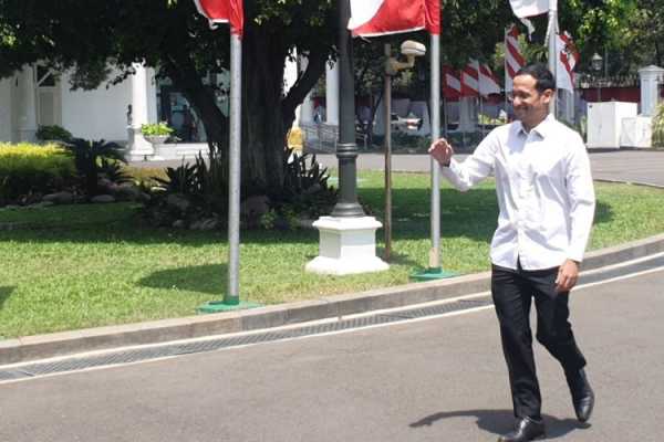 Terima Tawaran Menteri, Nadiem Resmi Mundur dari Gojek Terima Tawaran Menteri, Nadiem Resmi Mundur dari Gojek