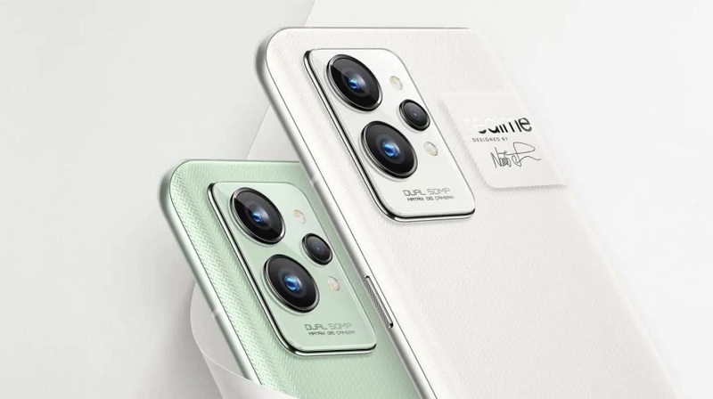 realme GT 2 Pro vs Xiaomi 12 Pro, Mana yang Lebih Dewa? realme GT 2 Pro vs Xiaomi 12 Pro, Mana yang Lebih Dewa?