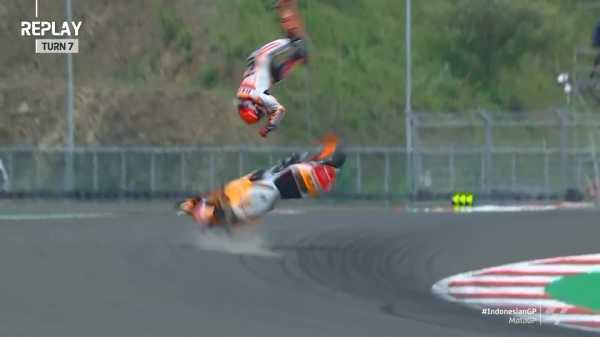 Marc Marquez <i>Crash</i> Keempat Kalinya di Sirkuit Mandalika Marc Marquez <i>Crash</i> Keempat Kalinya di Sirkuit Mandalika