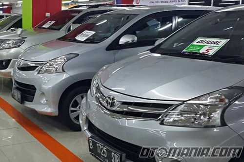  Daftar  Mobil  Bekas  di Bawah  Rp 80  Juta  Uzone