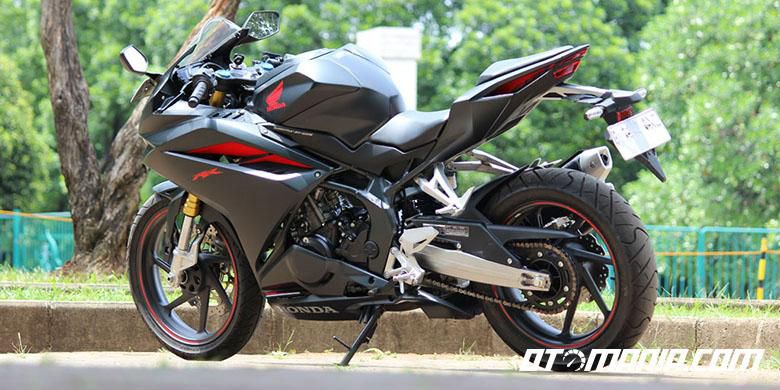 Honda CBR250RR Versi Honda CBR250RR Versi