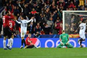 Gol bunuh diri bantu Valencia kalahkan Manchester United