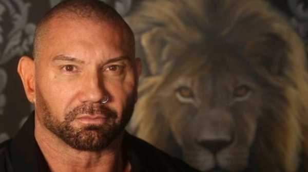 Dave Bautista Siap Perankan Penjahat Bane di Film Batman Terbaru Dave Bautista Siap Perankan Penjahat Bane di Film Batman Terbaru