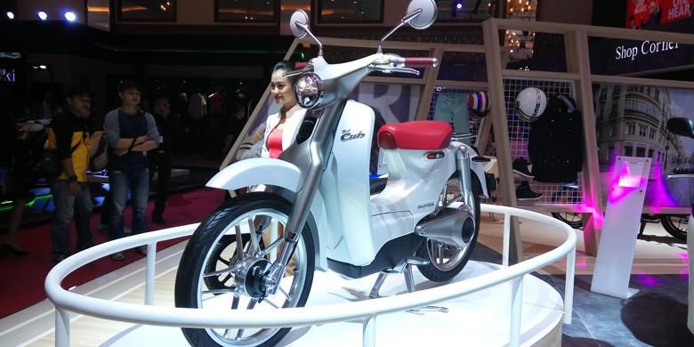 Honda Sepeda Motor  Listrik  Baru Laris pada 2020  Uzone