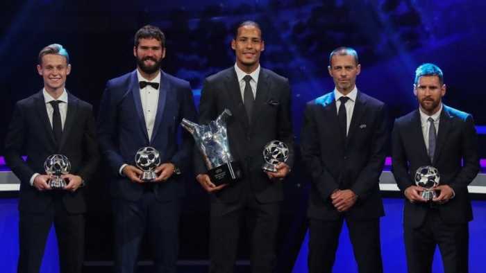 Ronaldo, Messi, dan Van Dijk Nomine Penghargaan The Best FIFA Ronaldo, Messi, dan Van Dijk Nomine Penghargaan The Best FIFA