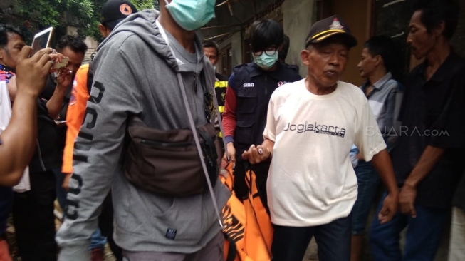 Merasa Dibuang Orangtua, Pedagang Serbet Gantung Diri Merasa Dibuang Orangtua, Pedagang Serbet Gantung Diri