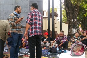 Pesan Ahok dari Balik Jeruji Pesan Ahok dari Balik Jeruji