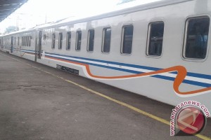 KA Premium Cilacap-Yogyakarta segera beroperasi KA Premium Cilacap-Yogyakarta segera beroperasi